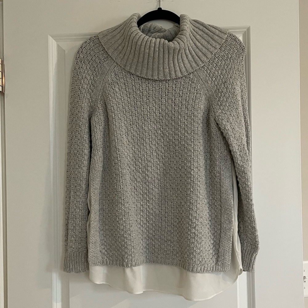 Loft Outlet Cowl Neck sweater, attacked blouse, Size MP, color grey